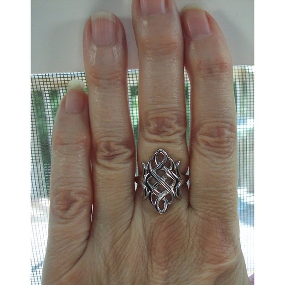 925 STERLING SILVER Large Celtic Irish Endless Knot Ring - Picture 10 of 16